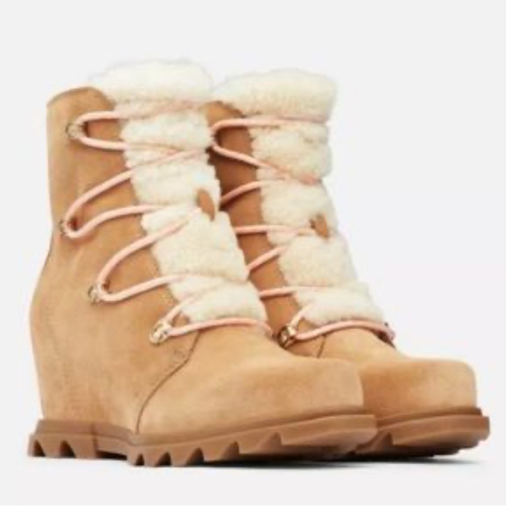 Sorel Joan of Artic Wedge Lace Up Fur Boots Tan EUC